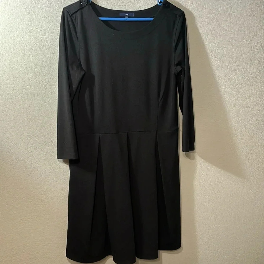 Gap PONTE FIT-AND-FLARE DRESS with Pockets Black size M - Picture 2 of 9